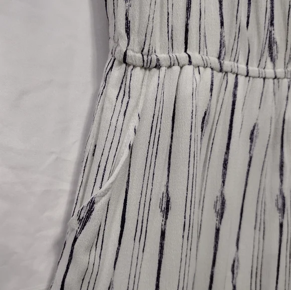 NWT Blu Pepper Romper Women's L White Blue Strips Ruffle Asymmetrical Beach Boho - Picture 4 of 12